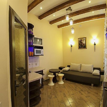Віп Квартира Вулиця Куліша 13 Біля Форуму Недалеко Малевичу Lviv Eksteriør bilde