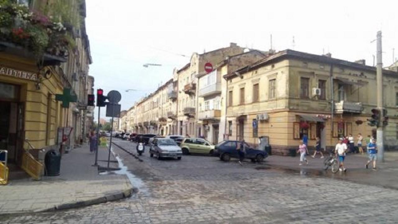 Віп Квартира Вулиця Куліша 13 Біля Форуму Недалеко Малевичу Lviv Eksteriør bilde